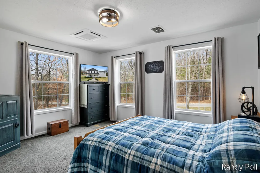 5904 E Division Street Croton Township, MI 49337