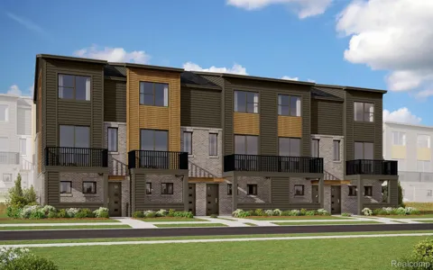 3692 TRUMBULL STREET #35