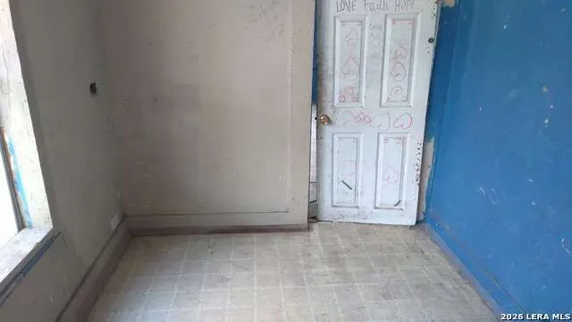 806 S SAN DARIO AVE San Antonio, TX 78237