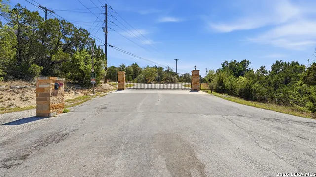 806 Rutherford Fischer, TX 78623
