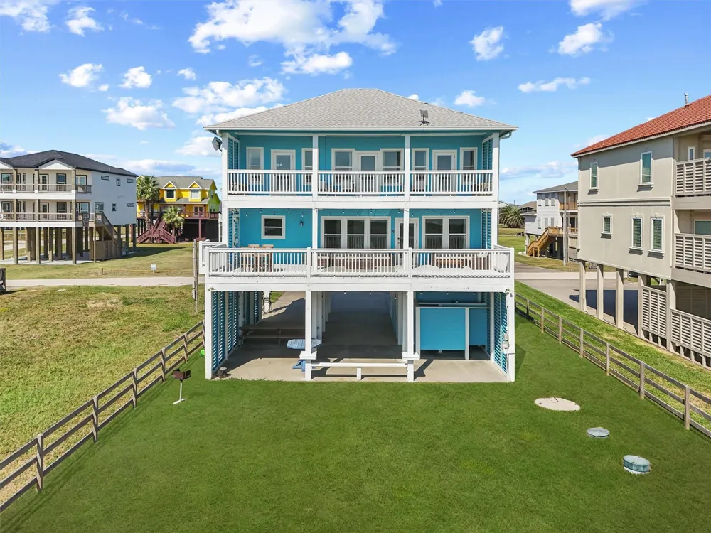 112 Ocean Shore Drive Crystal Beach, TX 77650
