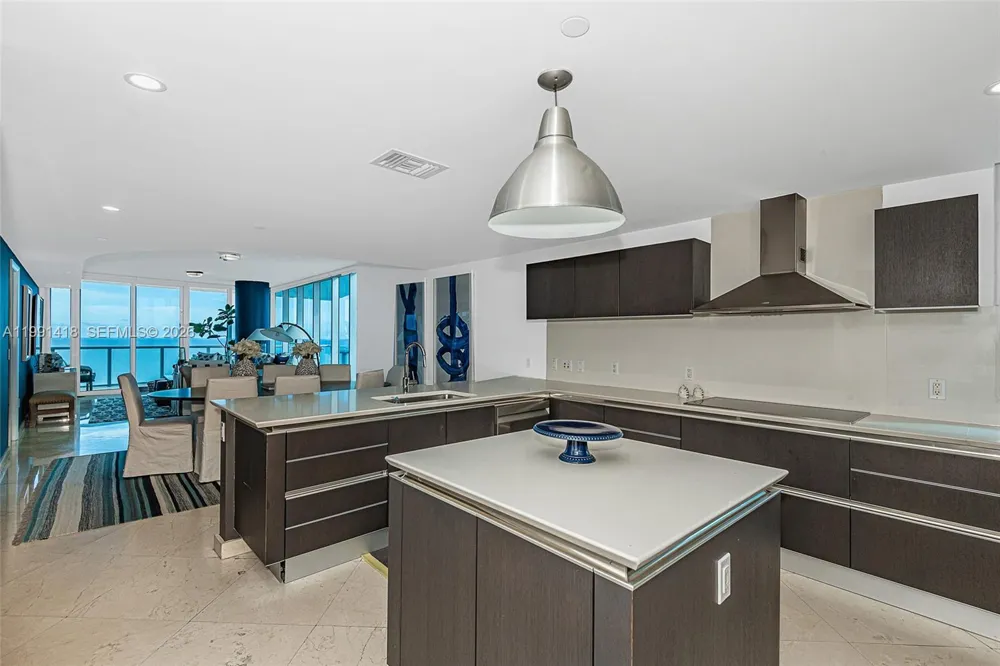 17001 Collins Ave #3101 Sunny Isles Beach, FL 33160