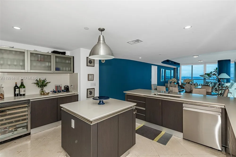 17001 Collins Ave #3101 Sunny Isles Beach, FL 33160