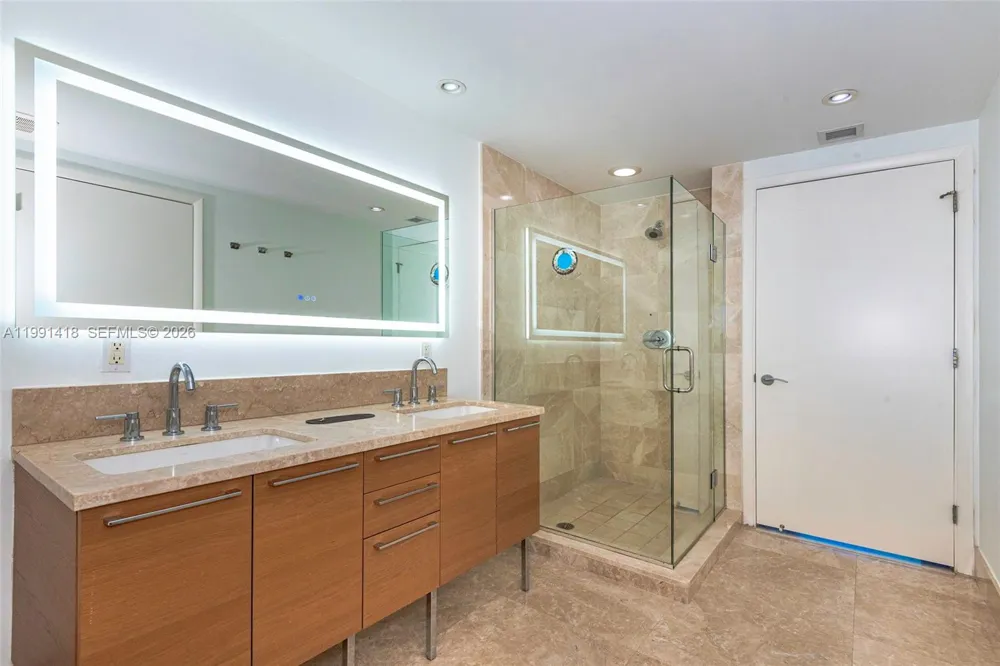 17001 Collins Ave #3101 Sunny Isles Beach, FL 33160