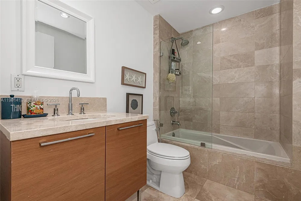 17001 Collins Ave #3101 Sunny Isles Beach, FL 33160