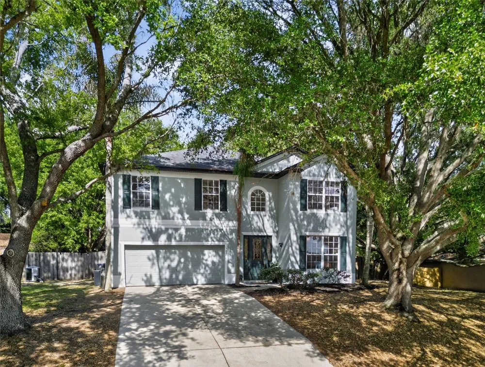 1305 WINDY BLUFF DRIVE Minneola, FL 34715