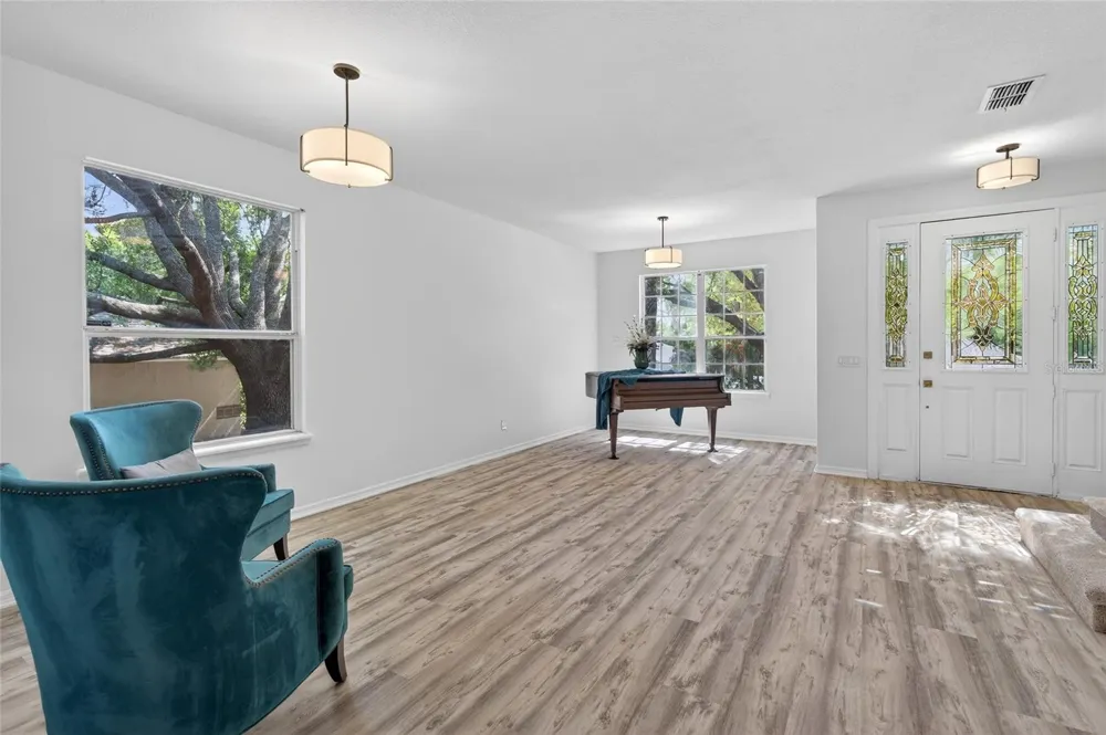 1305 WINDY BLUFF DRIVE Minneola, FL 34715