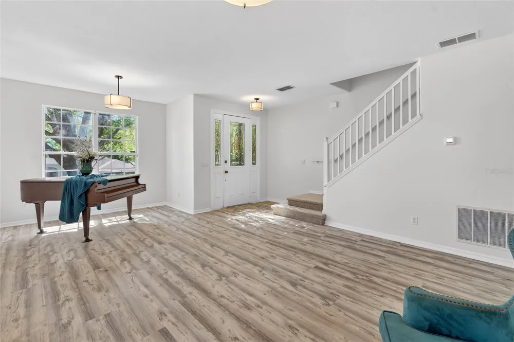 1305 WINDY BLUFF DRIVE Minneola, FL 34715