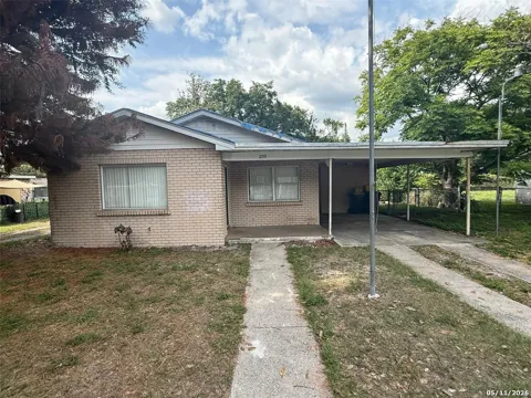 2715 DIXIE ROAD