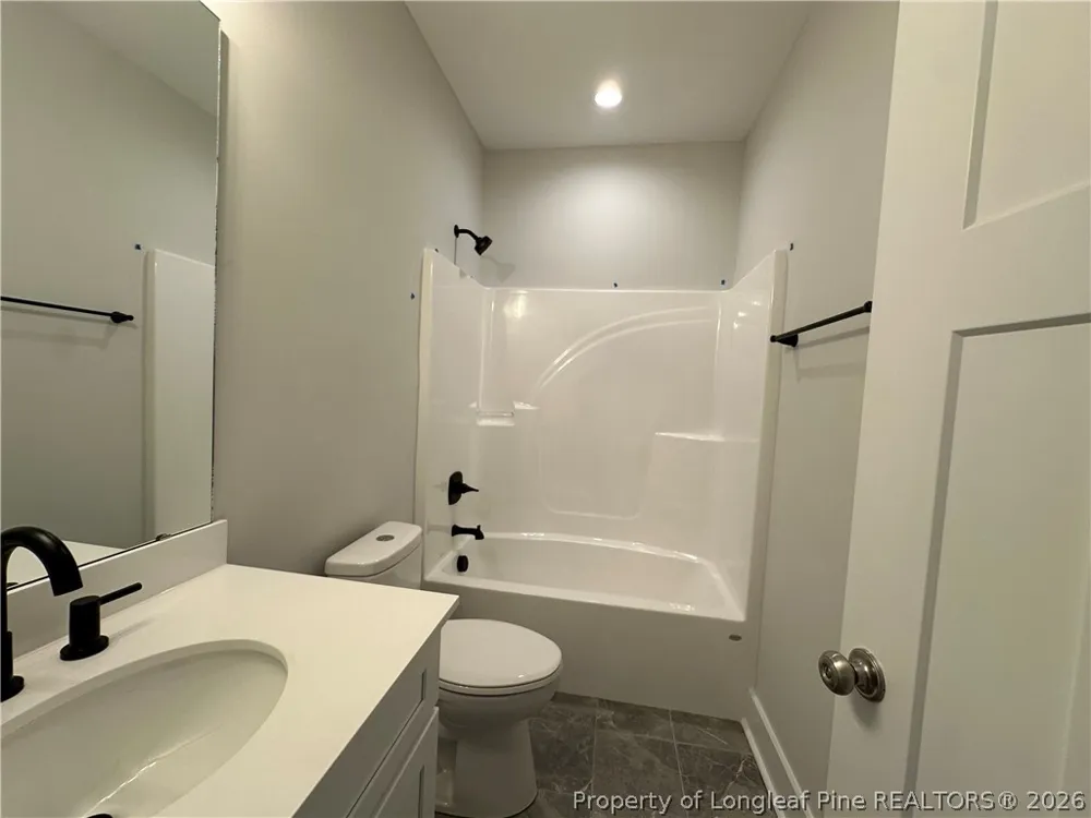 15640 Raccoon Run Wagram, NC 28396