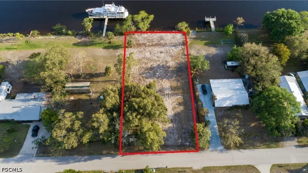 W Anchor Lane Moore Haven, FL 33471