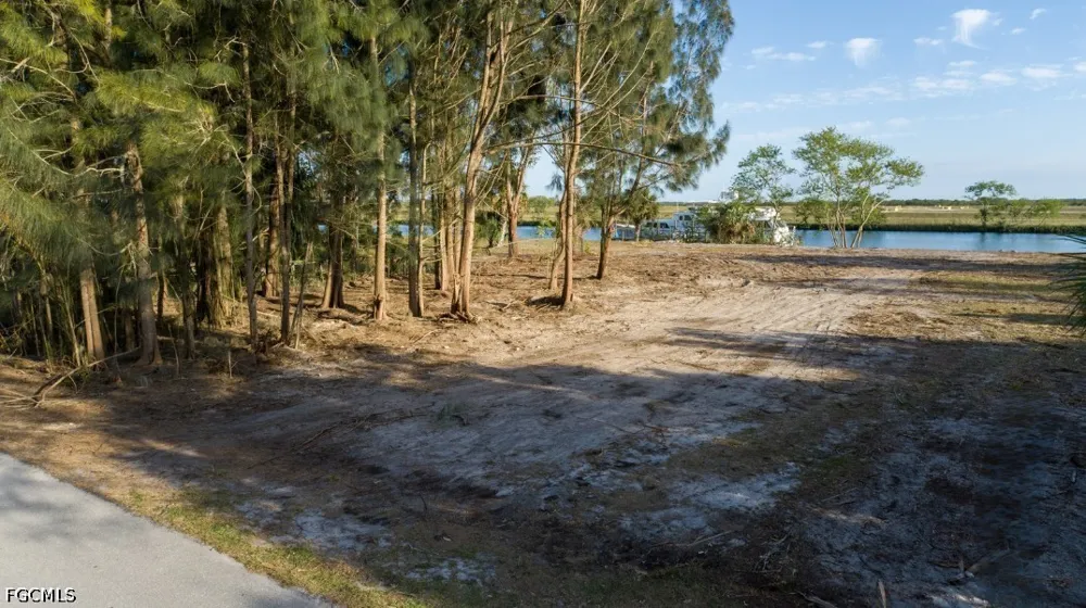 W Anchor Lane Moore Haven, FL 33471