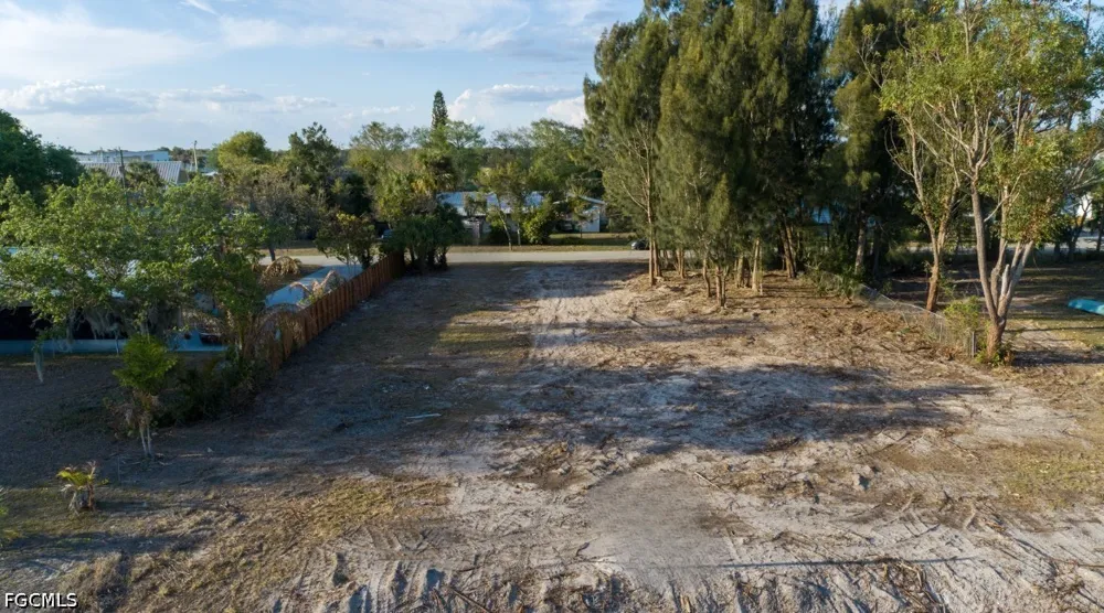 W Anchor Lane Moore Haven, FL 33471