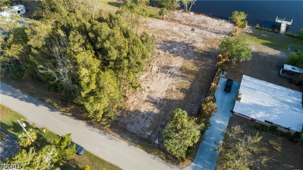 W Anchor Lane Moore Haven, FL 33471
