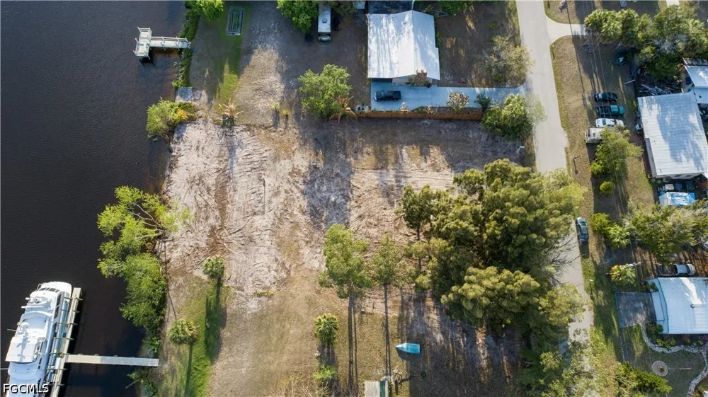 W Anchor Lane Moore Haven, FL 33471