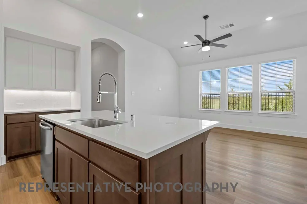 2922 Mellow Pines Lane Webster, TX 77598