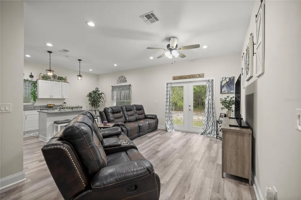 2 MAGNOLIA PASS TRACE Ocklawaha, FL 32179