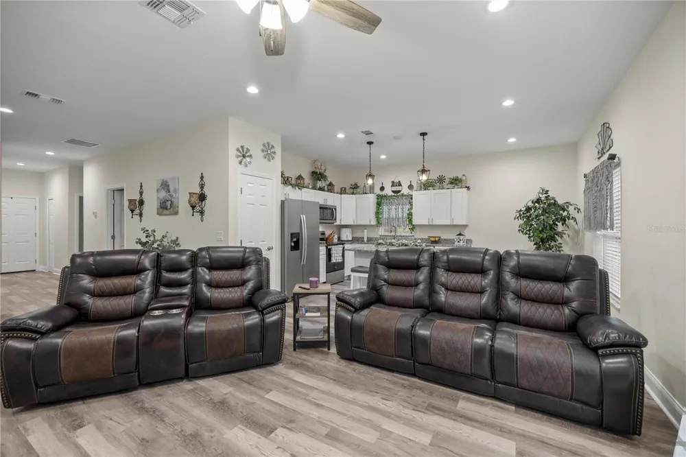 2 MAGNOLIA PASS TRACE Ocklawaha, FL 32179