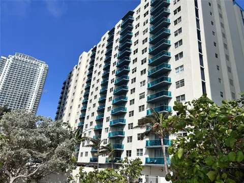 4001 S Ocean Dr #4G