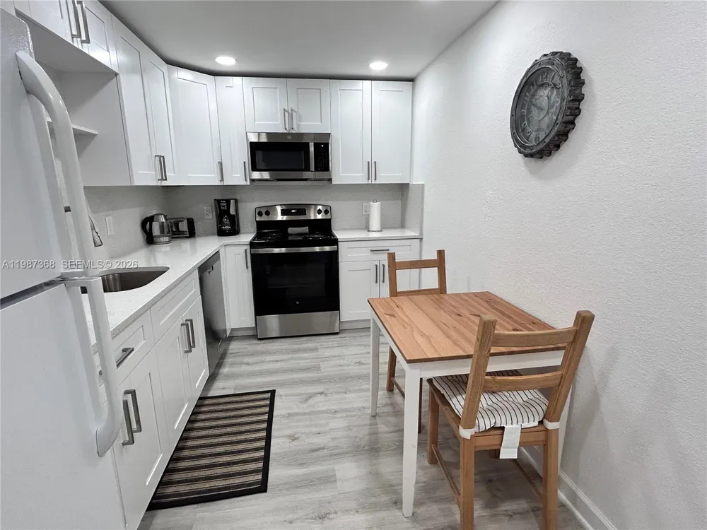4001 S Ocean Dr #4G Hollywood, FL 33019