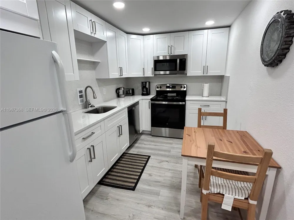 4001 S Ocean Dr #4G Hollywood, FL 33019