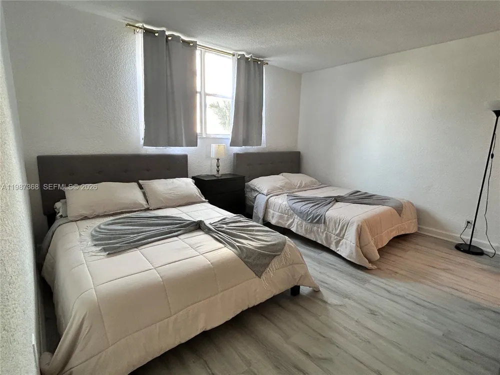 4001 S Ocean Dr #4G Hollywood, FL 33019