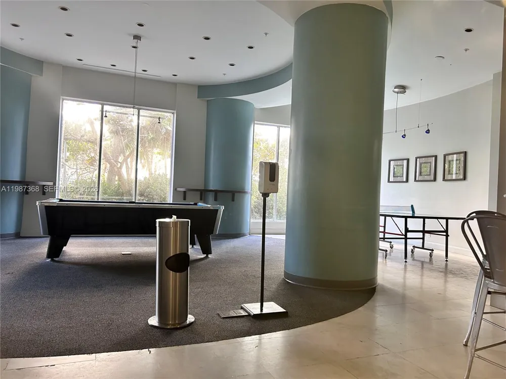 4001 S Ocean Dr #4G Hollywood, FL 33019