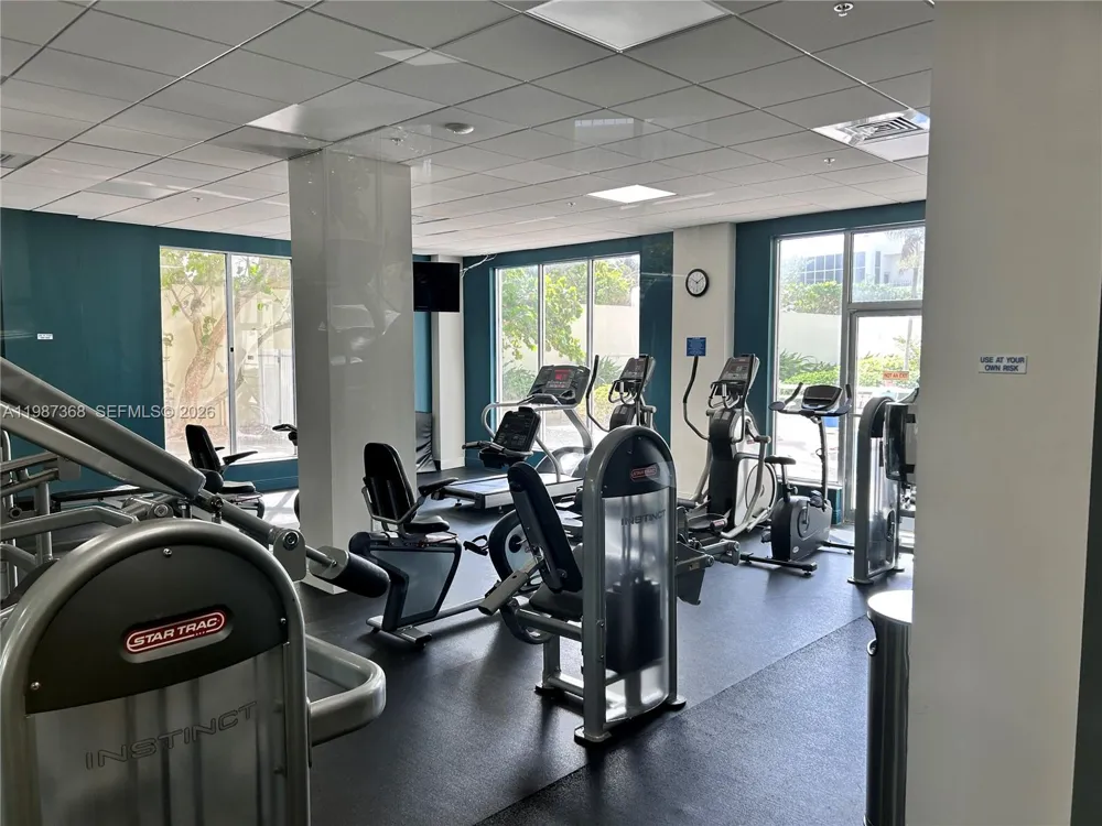 4001 S Ocean Dr #4G Hollywood, FL 33019