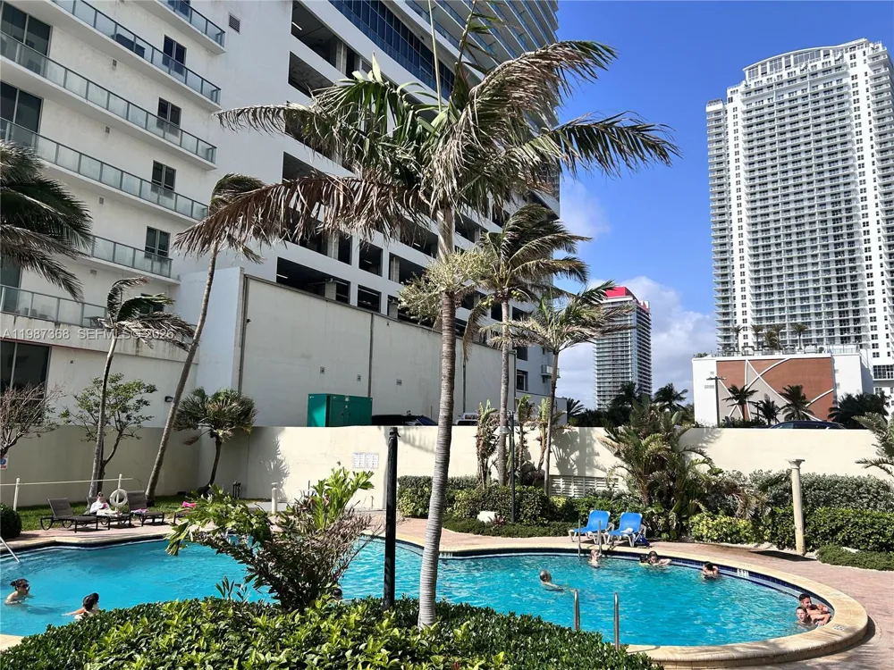 4001 S Ocean Dr #4G Hollywood, FL 33019