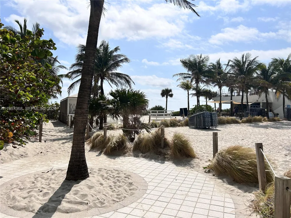 4001 S Ocean Dr #4G Hollywood, FL 33019