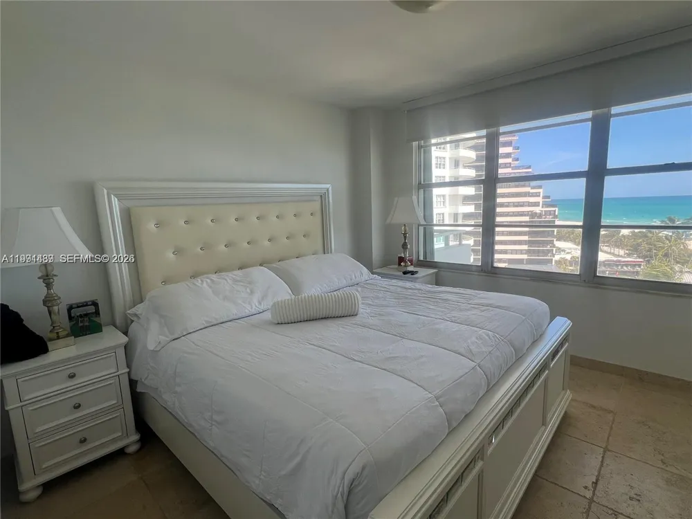5151 Collins Ave #1035 Miami Beach, FL 33140