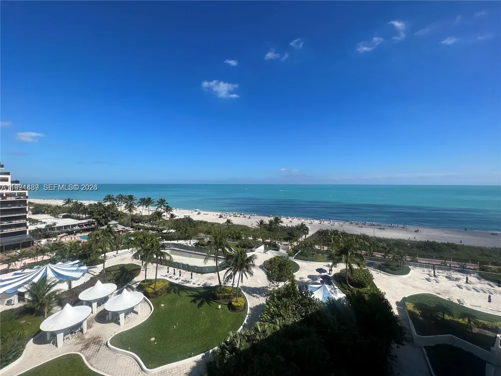 5151 Collins Ave #1035 Miami Beach, FL 33140