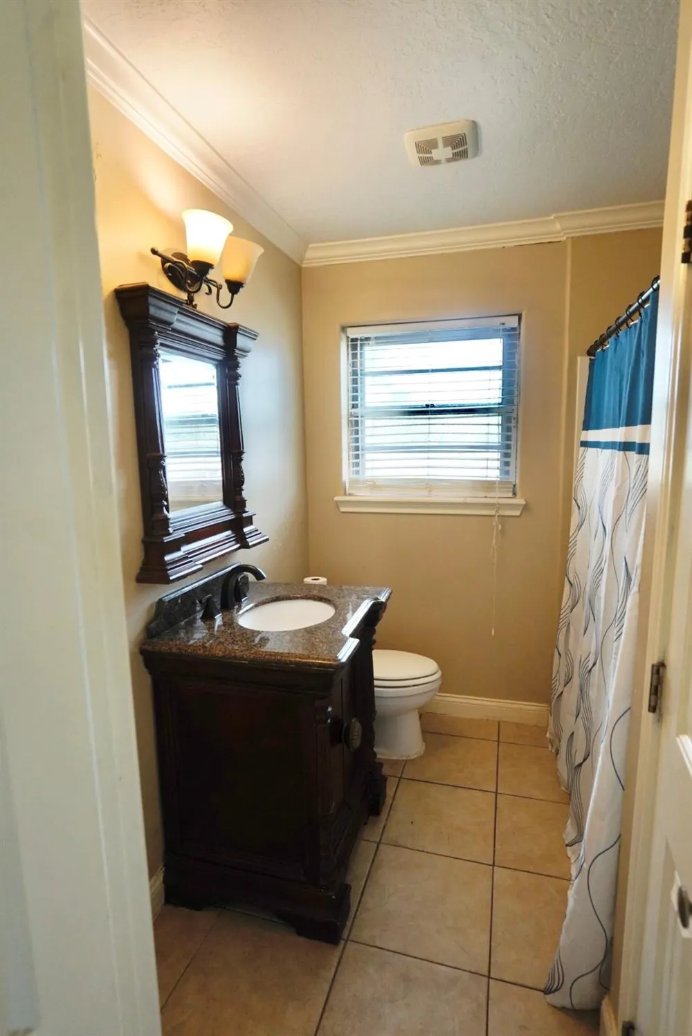 409 Avenue H South Houston, TX 77587
