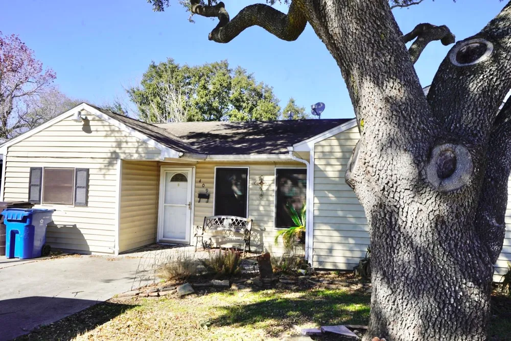 409 Avenue H South Houston, TX 77587