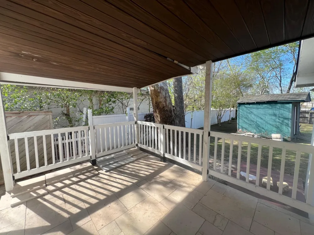 1207 W Ferguson Street Humble, TX 77338