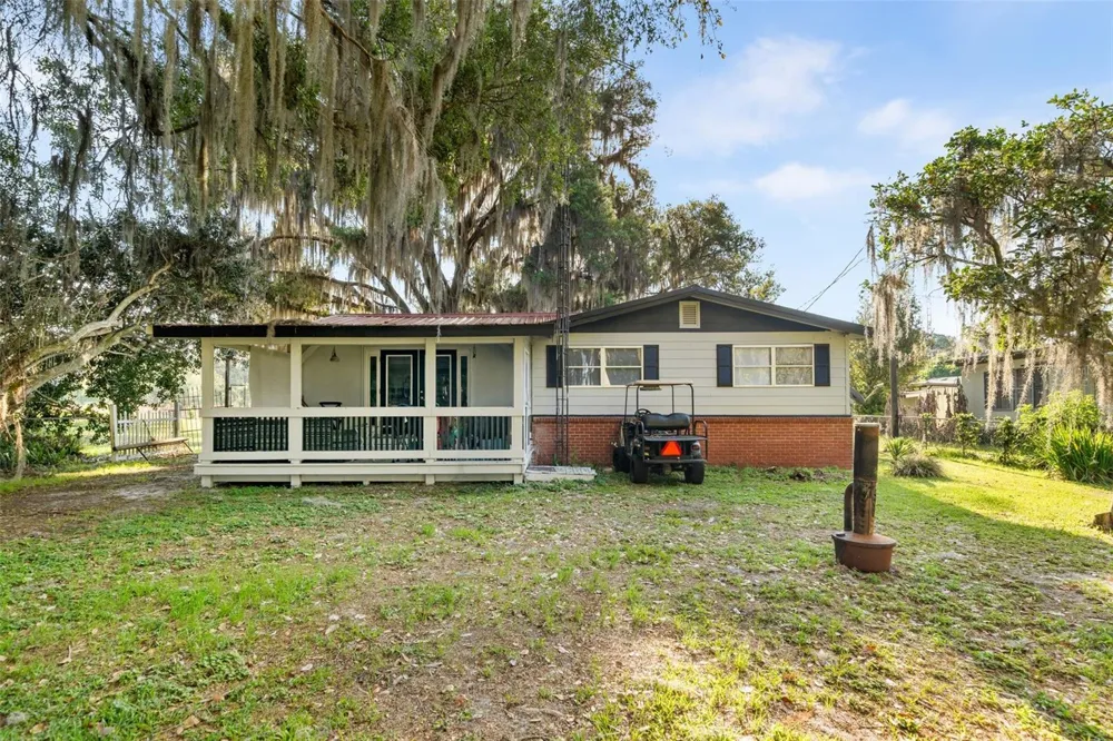 15026 SE US HIGHWAY 301 Hawthorne, FL 32640