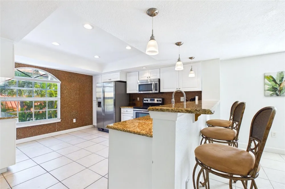 637 PINELLAS BAYWAY S #301 Tierra Verde, FL 33715