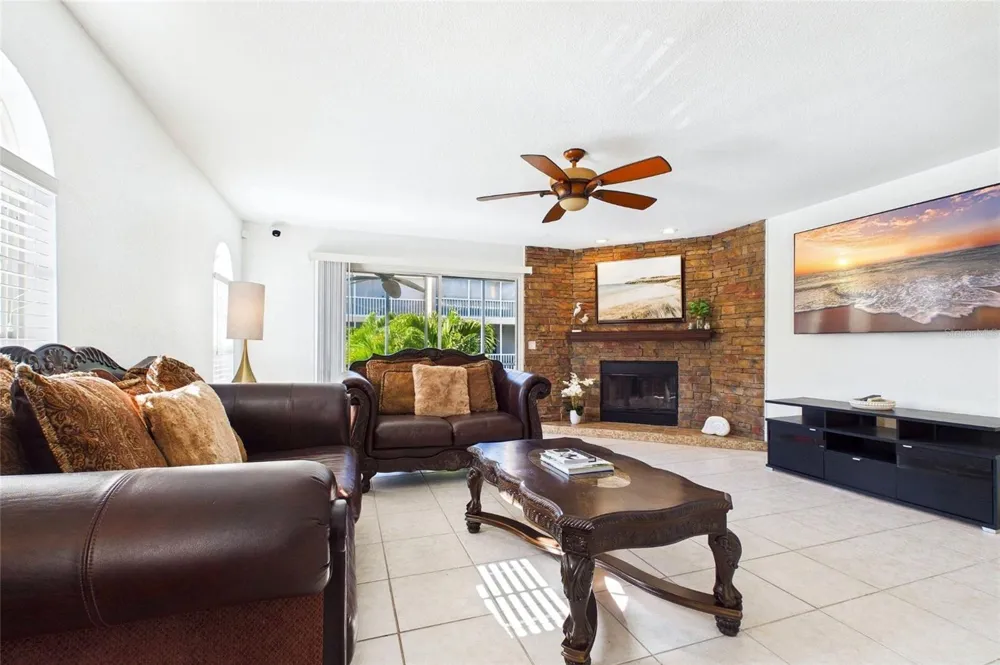 637 PINELLAS BAYWAY S #301 Tierra Verde, FL 33715