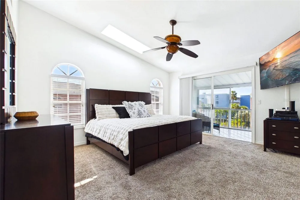 637 PINELLAS BAYWAY S #301 Tierra Verde, FL 33715