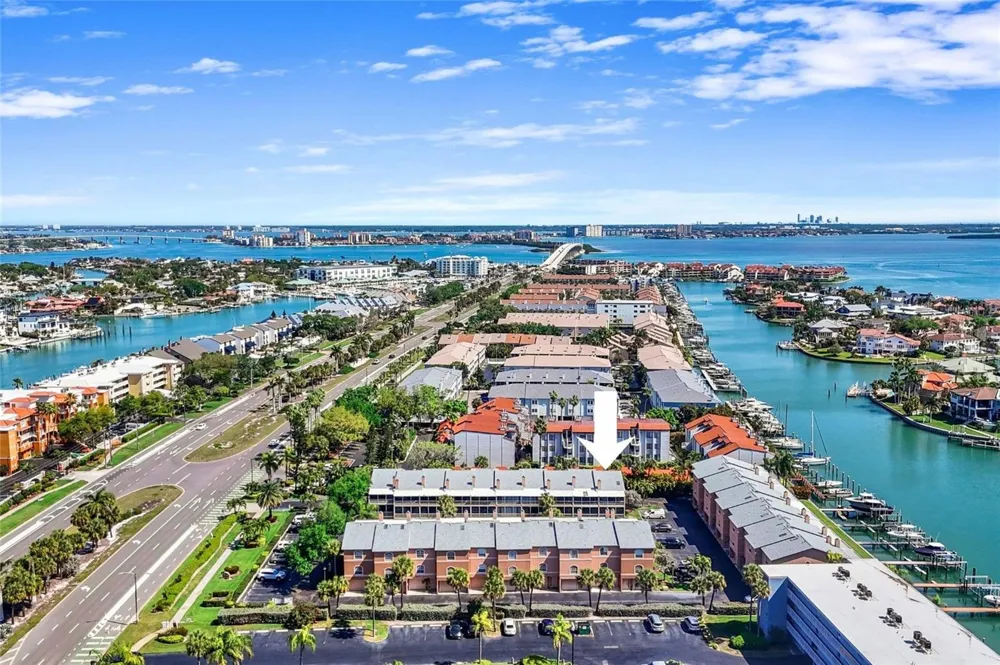 637 PINELLAS BAYWAY S #301 Tierra Verde, FL 33715