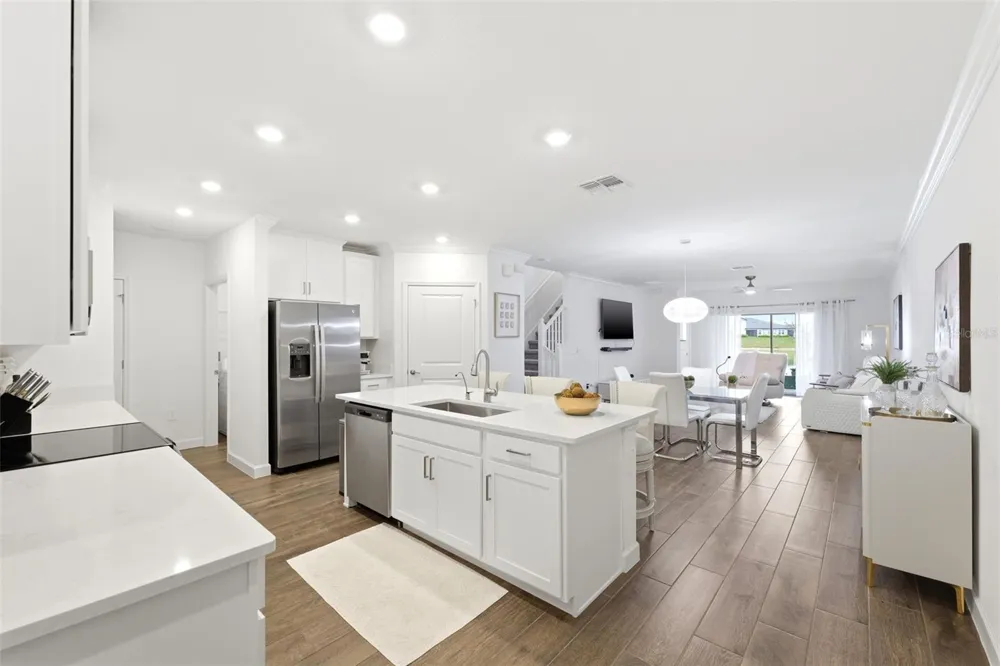 10799 GABLE DIG LOOP San Antonio, FL 33576