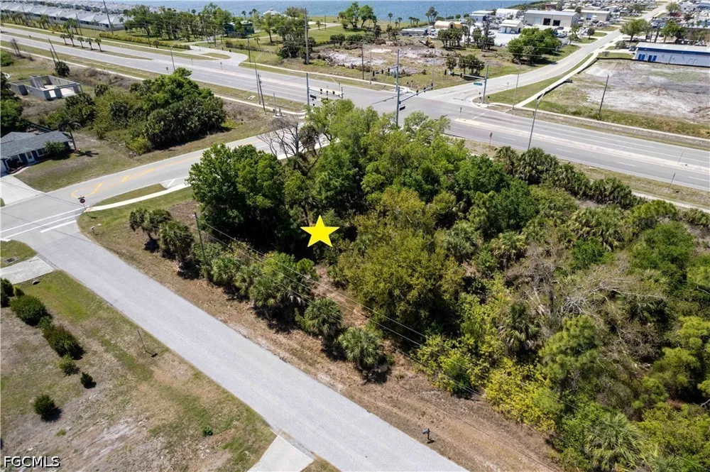 Castleberry Terrace Englewood, FL 34224