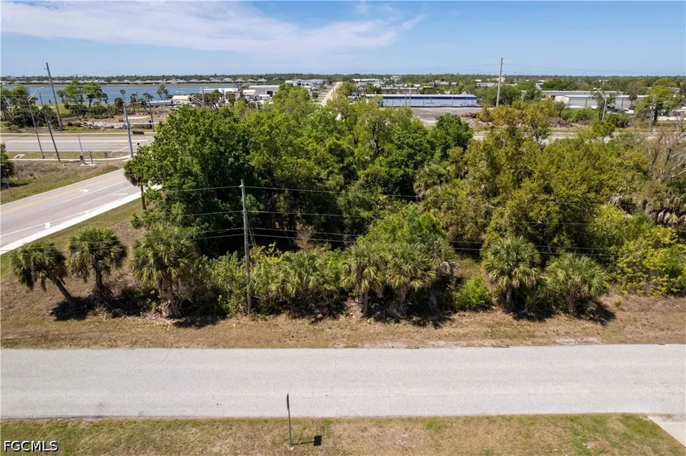 Castleberry Terrace Englewood, FL 34224