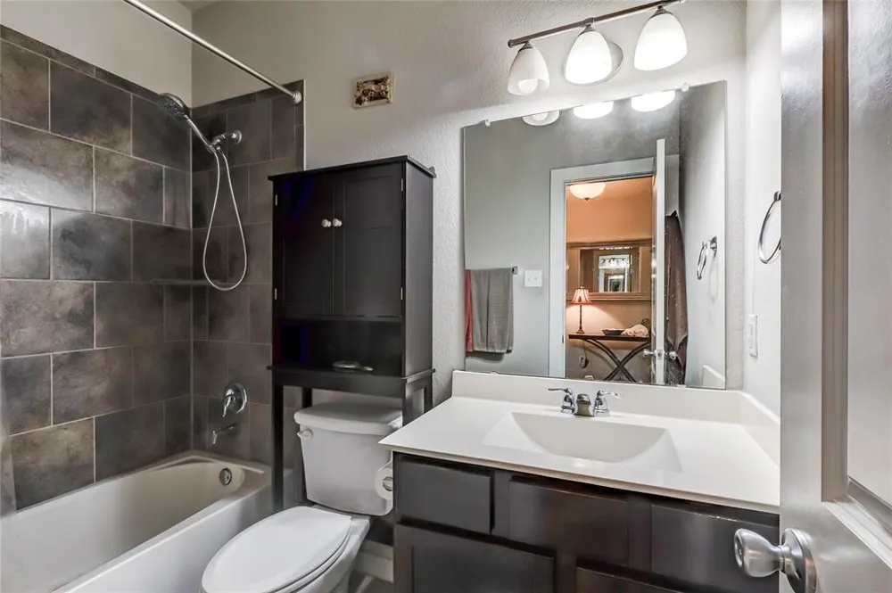 231 Windswept Way Kyle, TX 78640