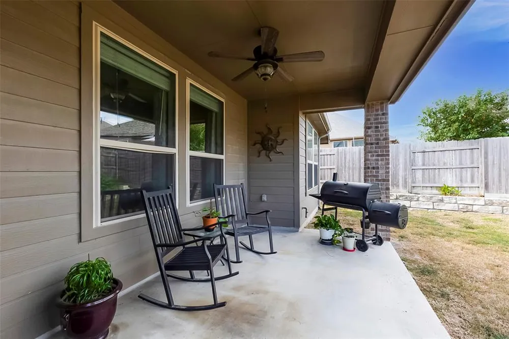 231 Windswept Way Kyle, TX 78640