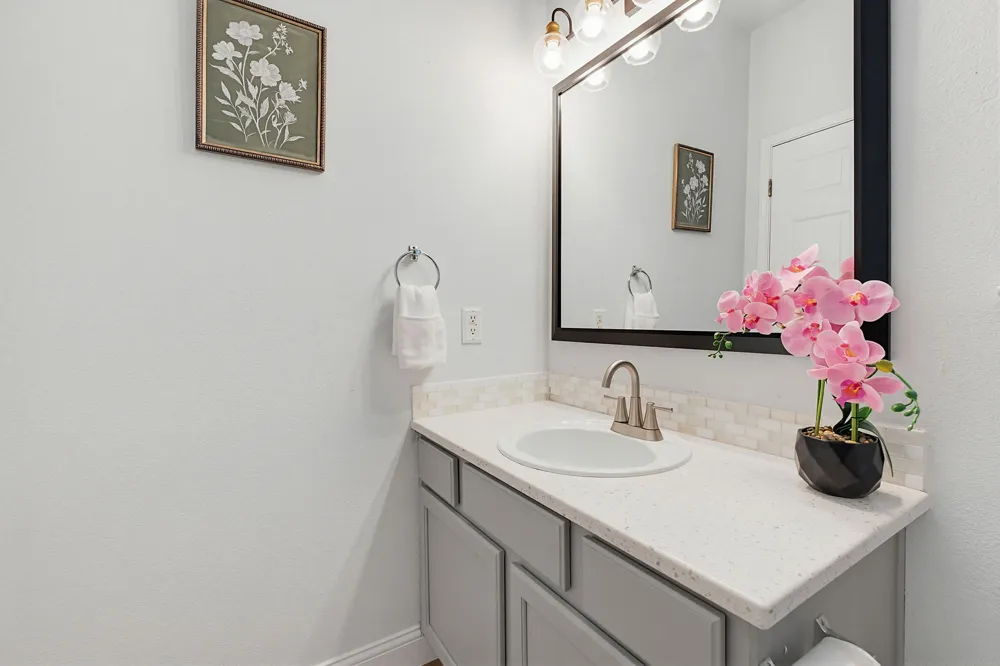 5500 Toscana Avenue Austin, TX 78724
