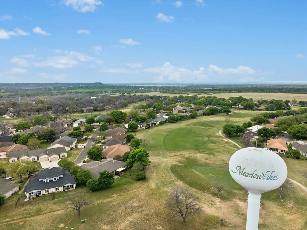 407 Olympia Fields Street Meadowlakes, TX 78654