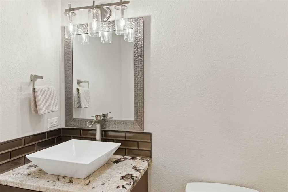 407 Olympia Fields Street Meadowlakes, TX 78654