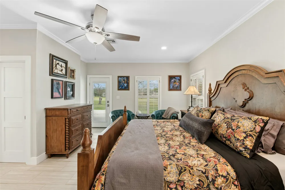 407 Olympia Fields Street Meadowlakes, TX 78654