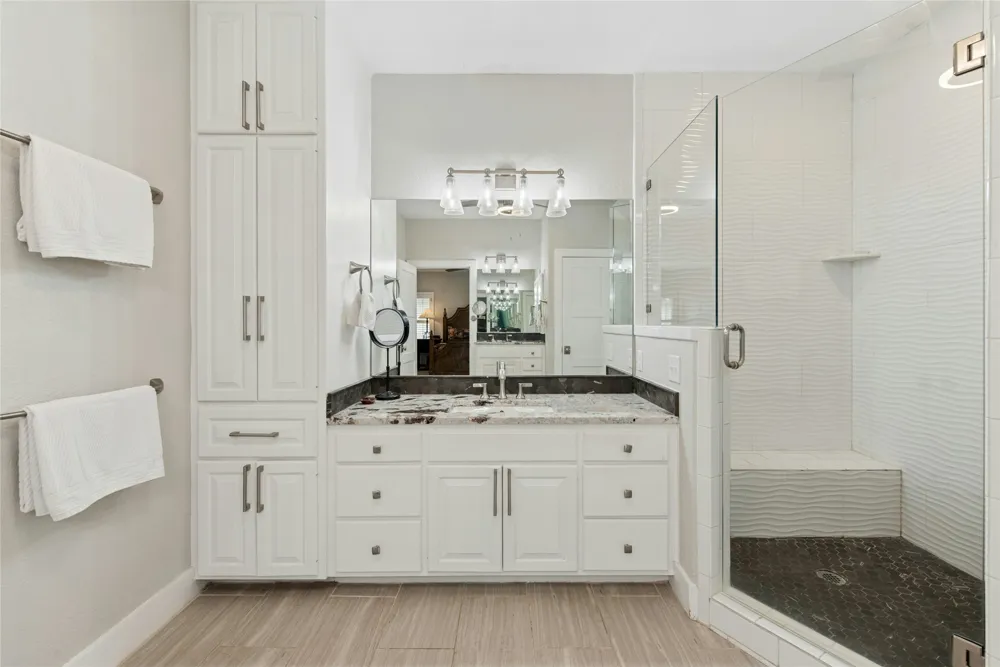 407 Olympia Fields Street Meadowlakes, TX 78654